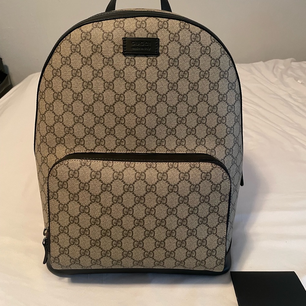 Gucci backpack with receipt. In amazing condition